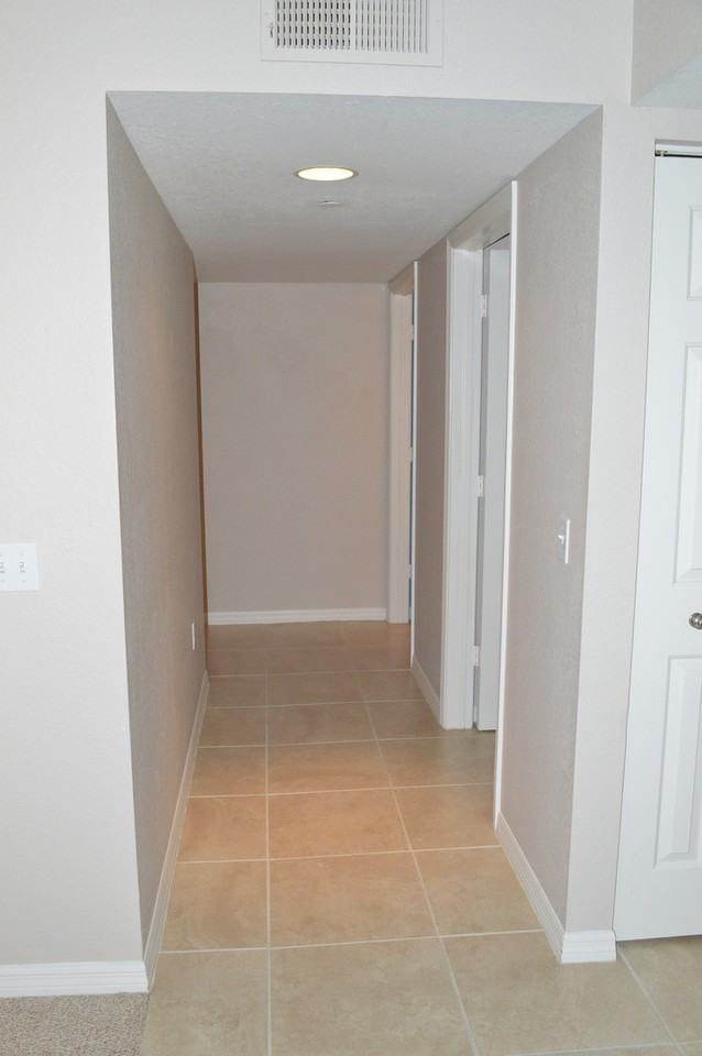 8214 Key Royal Cir #125 - Photo 7 of 26