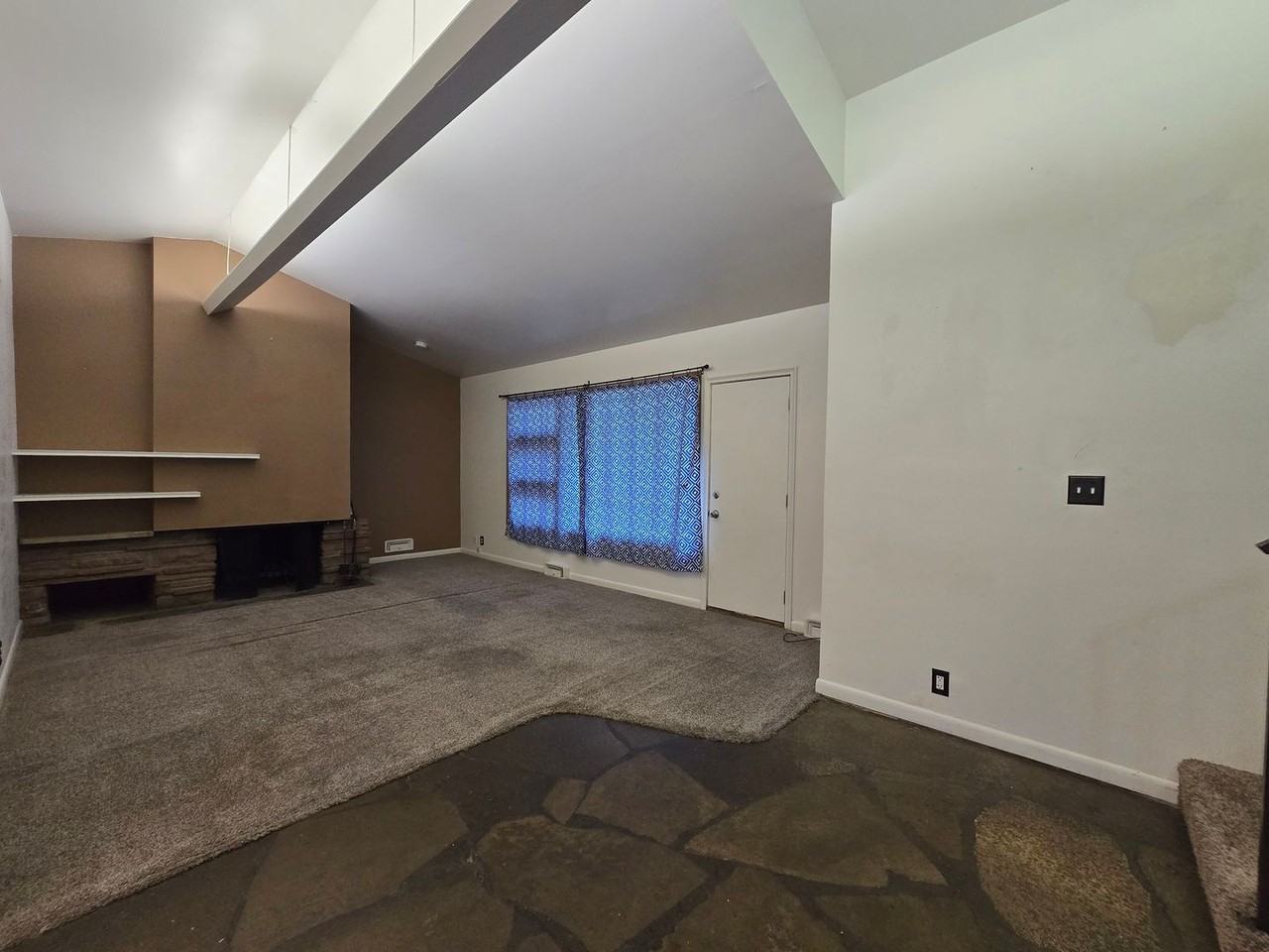 3232 Poly Dr - Photo 3 of 27