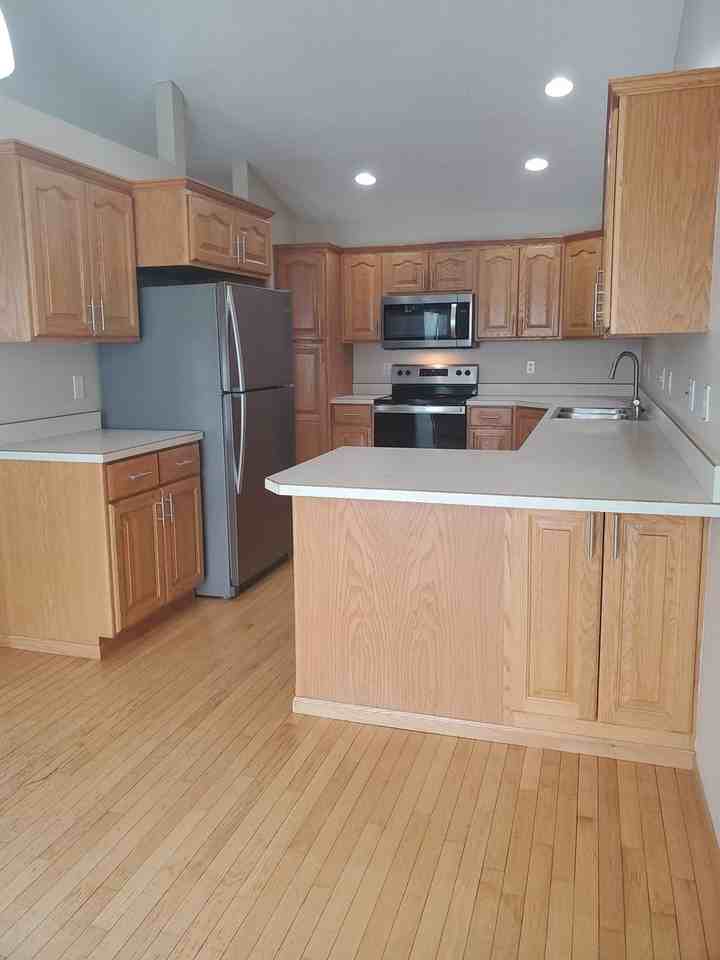 1635 51st St S - Photo 4 of 17