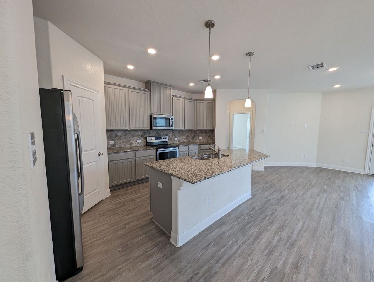 2471 Sunrise Rd #68 - Photo 6 of 23