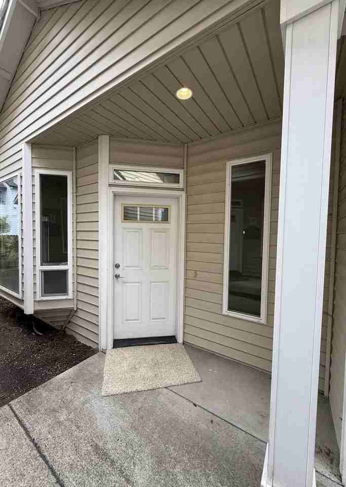 2117 Ne 81st Ave - Photo 3 of 26