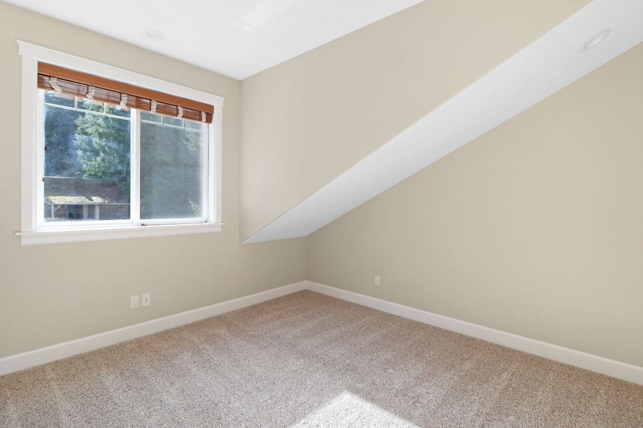 338 Cornet Bay Rd #A - Photo 5 of 9