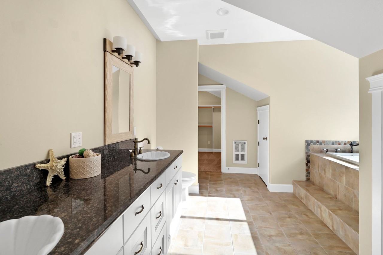 338 Cornet Bay Rd #A - Photo 6 of 9