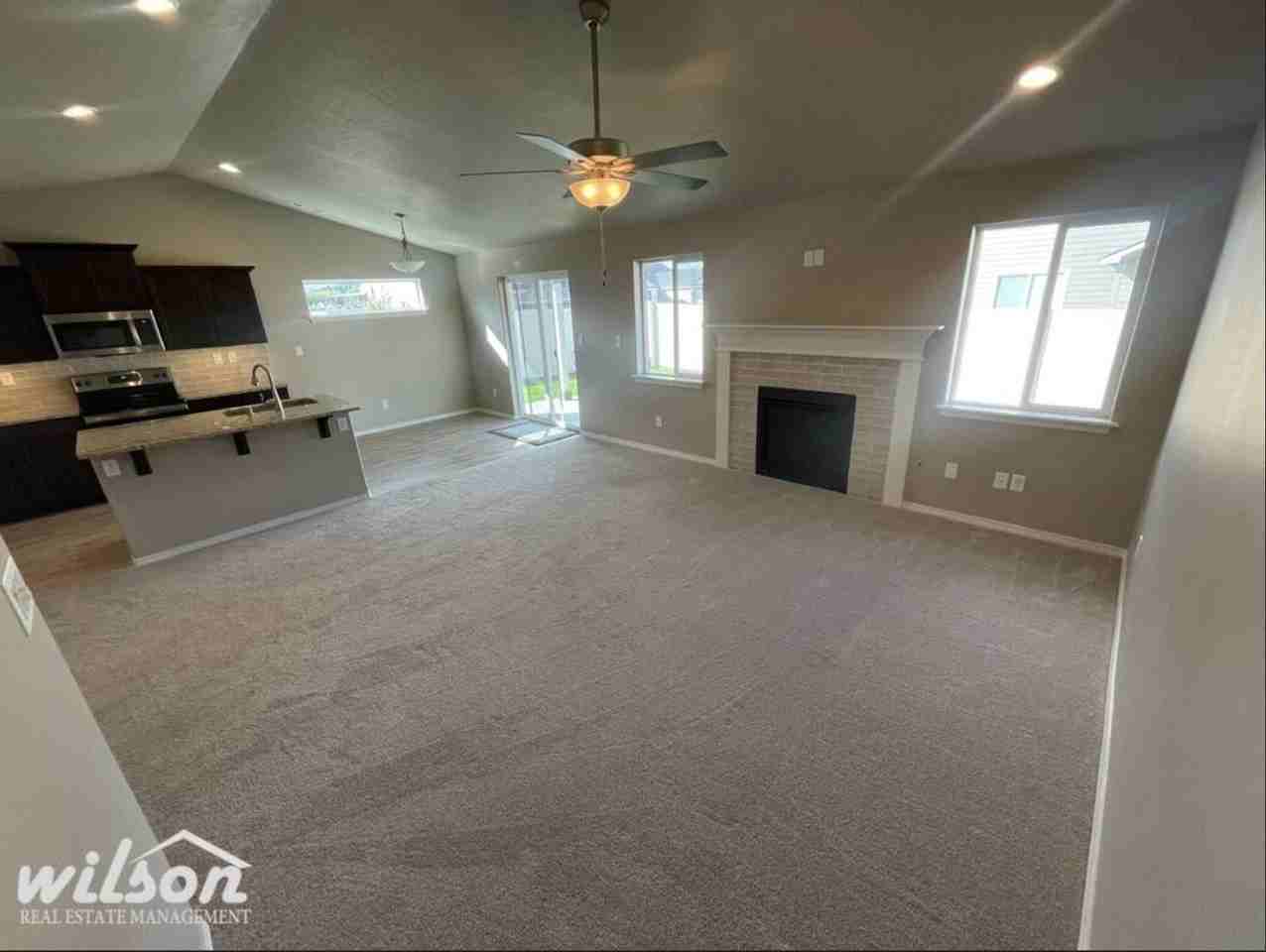 6113 Judd Ave - Photo 2 of 23