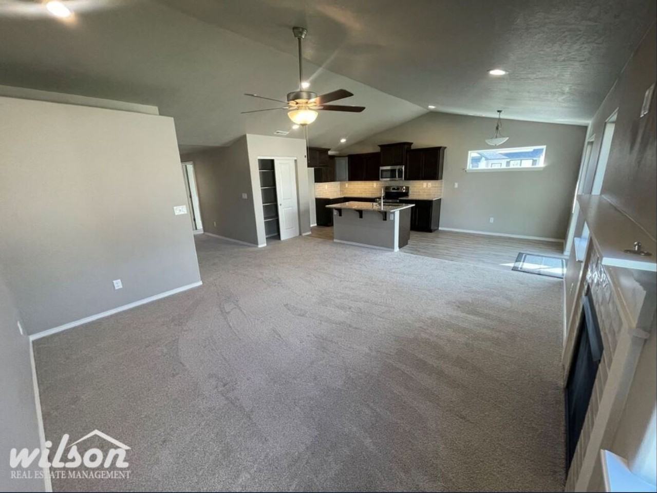 6113 Judd Ave - Photo 3 of 23
