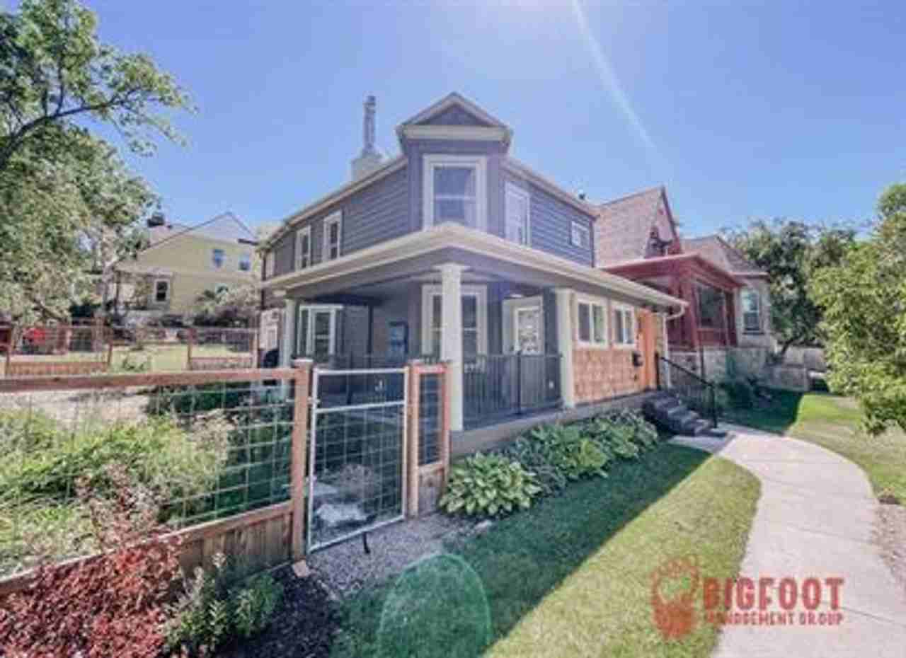 805 Power St - Photo 2 of 17