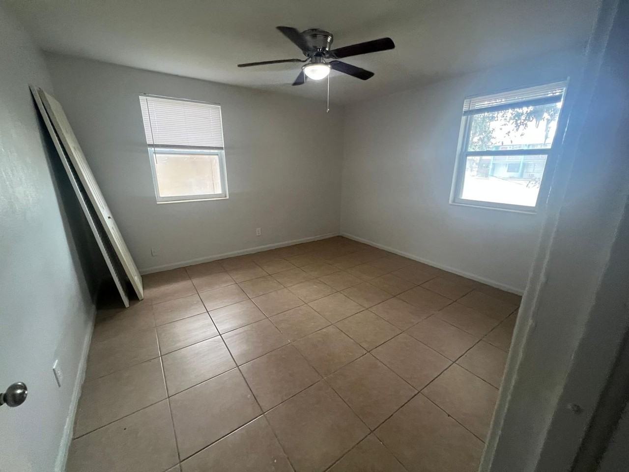 5749 Merrill Rd - Photo 6 of 15