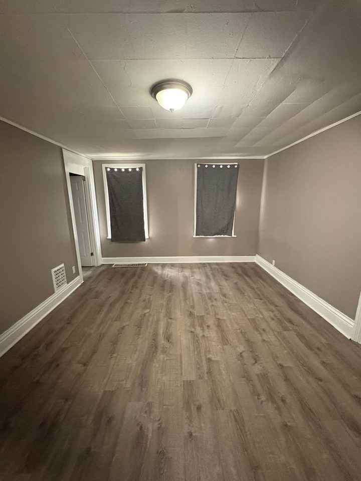 59 Oakman St - Photo 7 of 13