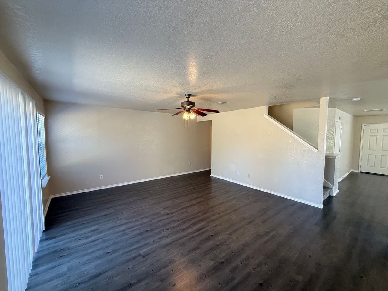 11127 Vollmer Ln - Photo 7 of 23