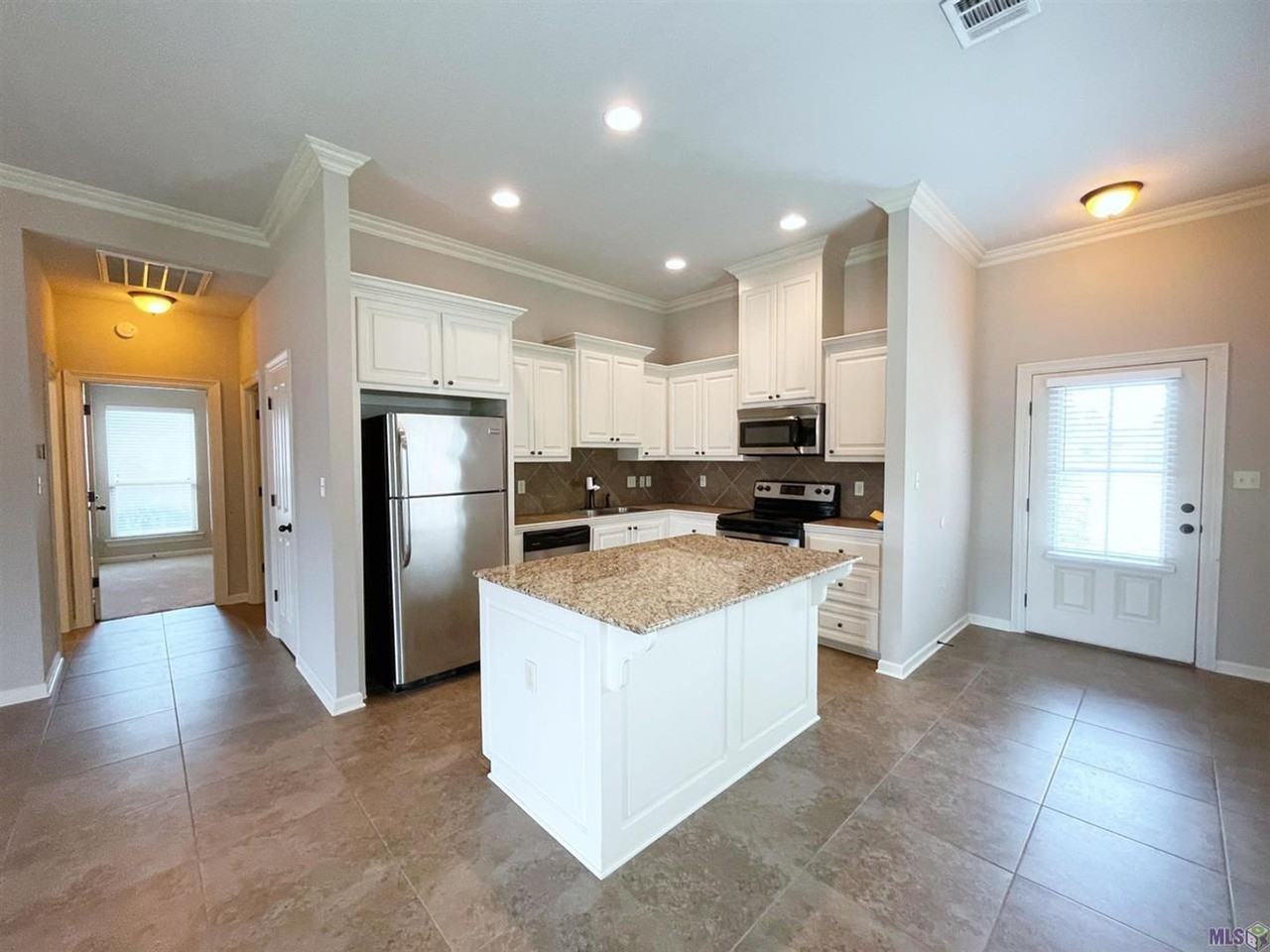 1695 El Tigre Dr - Photo 4 of 13