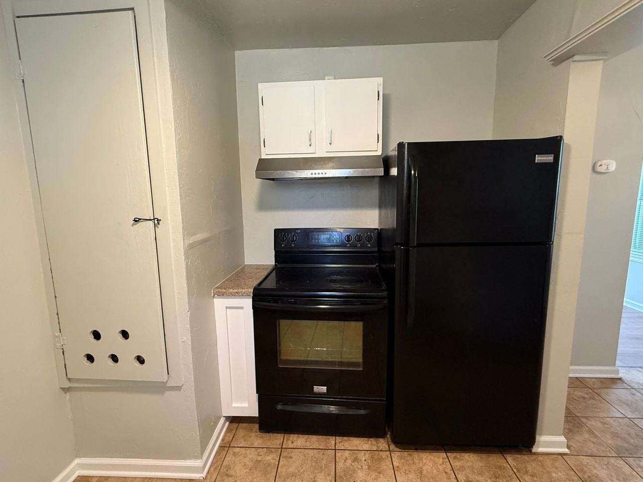 2249 Nw 37th St - Photo 7 of 20