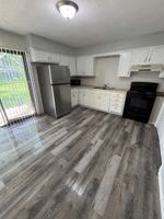 featured image of 305 S Mulberry St
