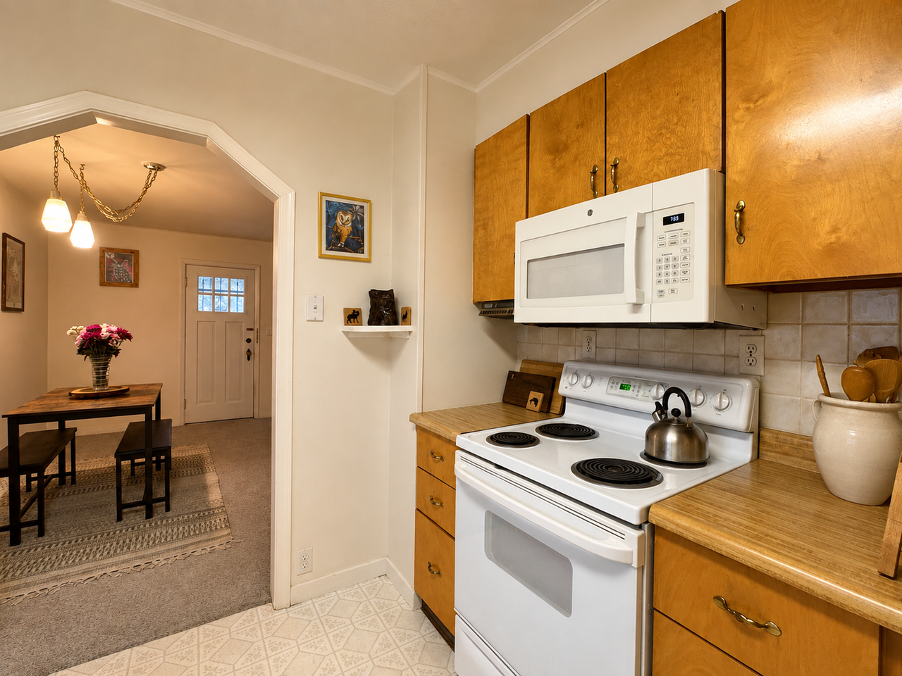 528 N Black Ave - Photo 6 of 22