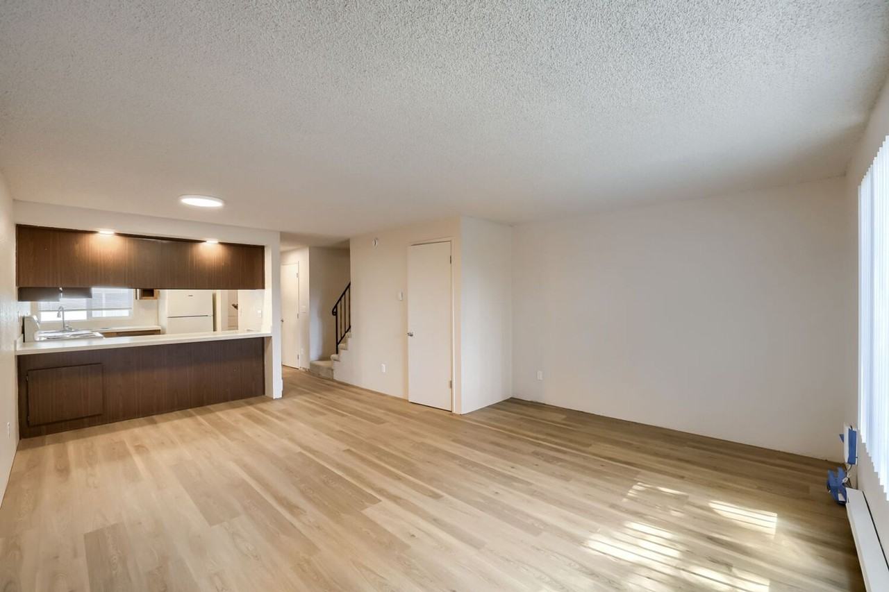 6931 Rainier Dr #7 - Photo 3 of 11