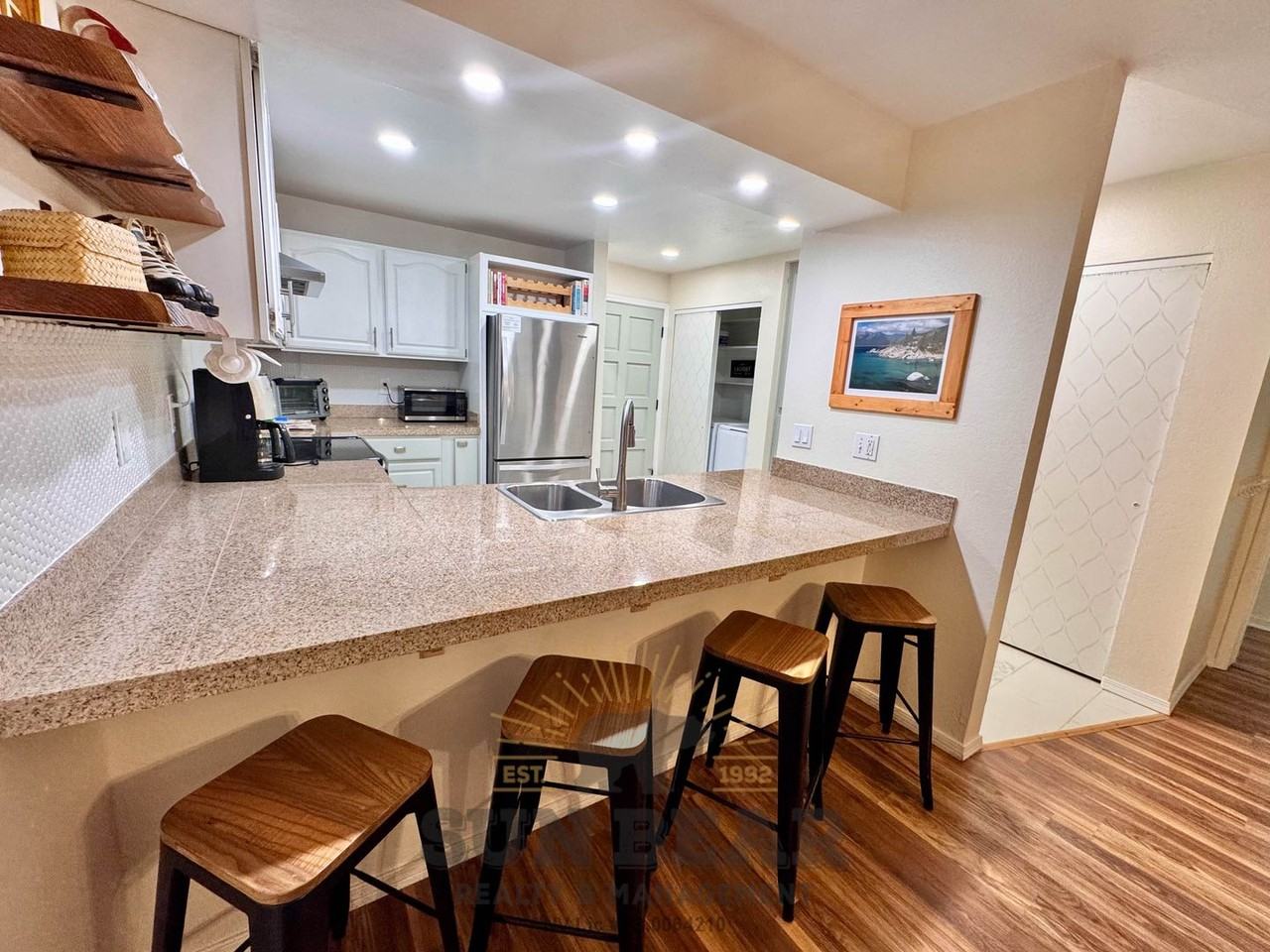 929 Southwood Blvd - Photo 5 of 25