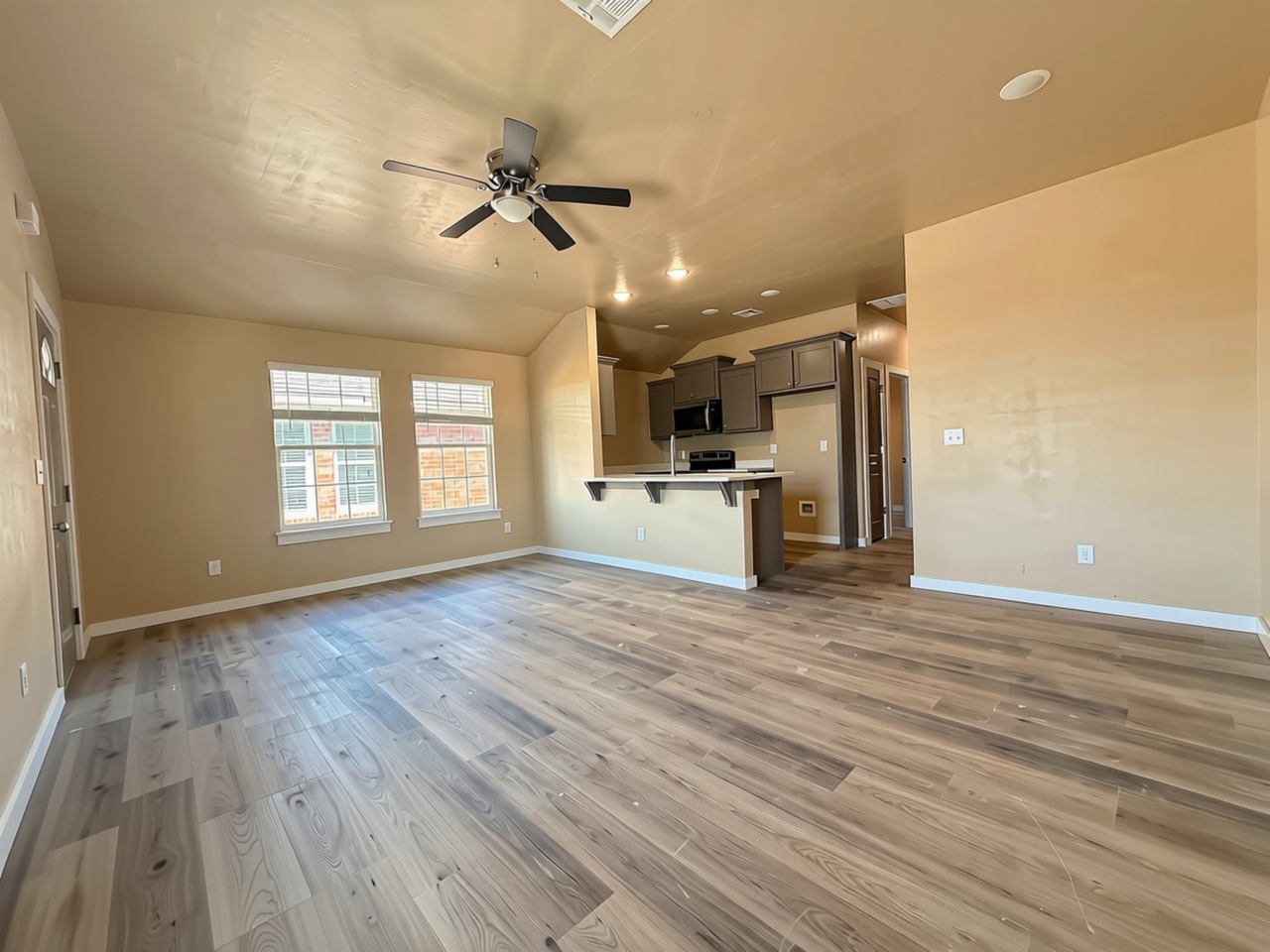 1409 Sw Bishop Rd - Photo 4 of 11