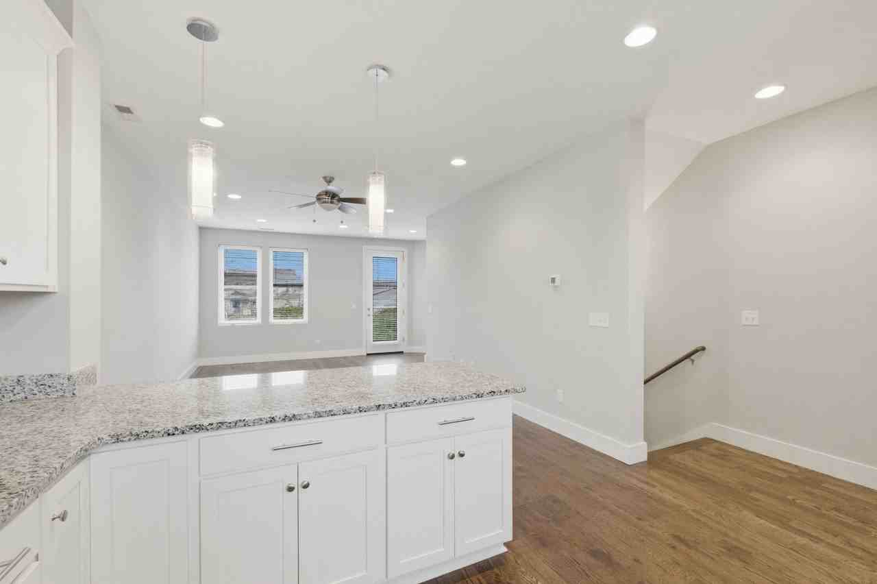 522 Dr Db Todd Jr Blvd - Photo 4 of 27