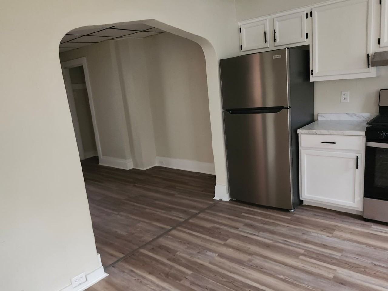 109 Harlem Ave - Photo 4 of 19