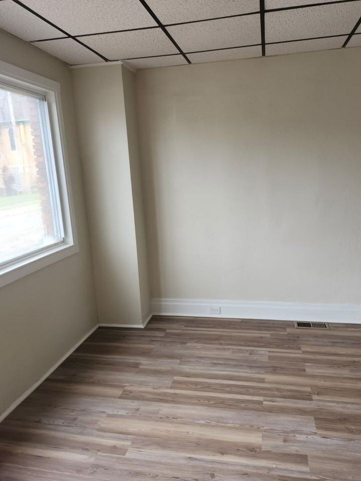 109 Harlem Ave - Photo 3 of 20