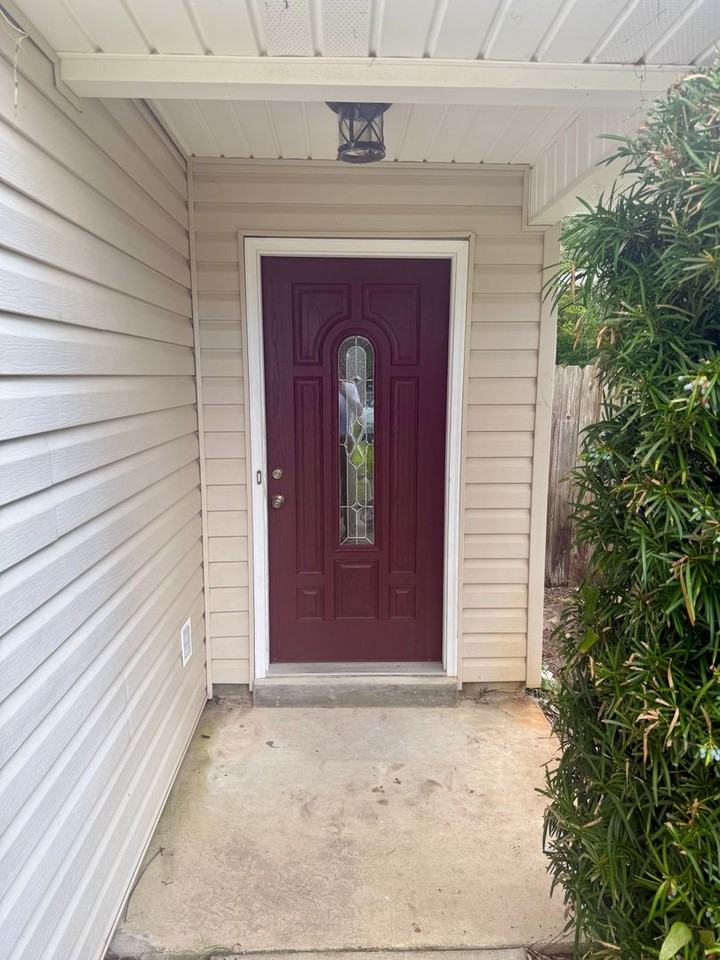 447 Forest Glen Pl - Photo 3 of 27