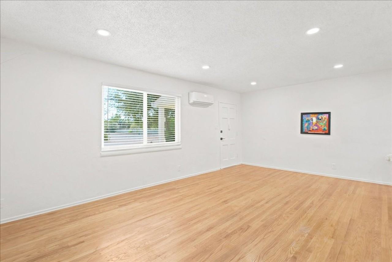201 K St - Photo 5 of 17
