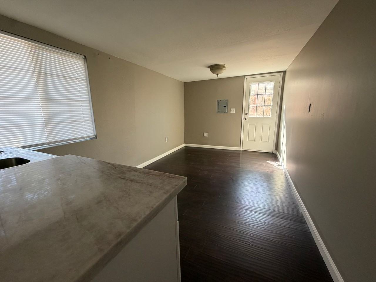 4937 Sunburst Dr - Photo 7 of 14