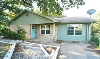 featured image of 914 E 3rd St