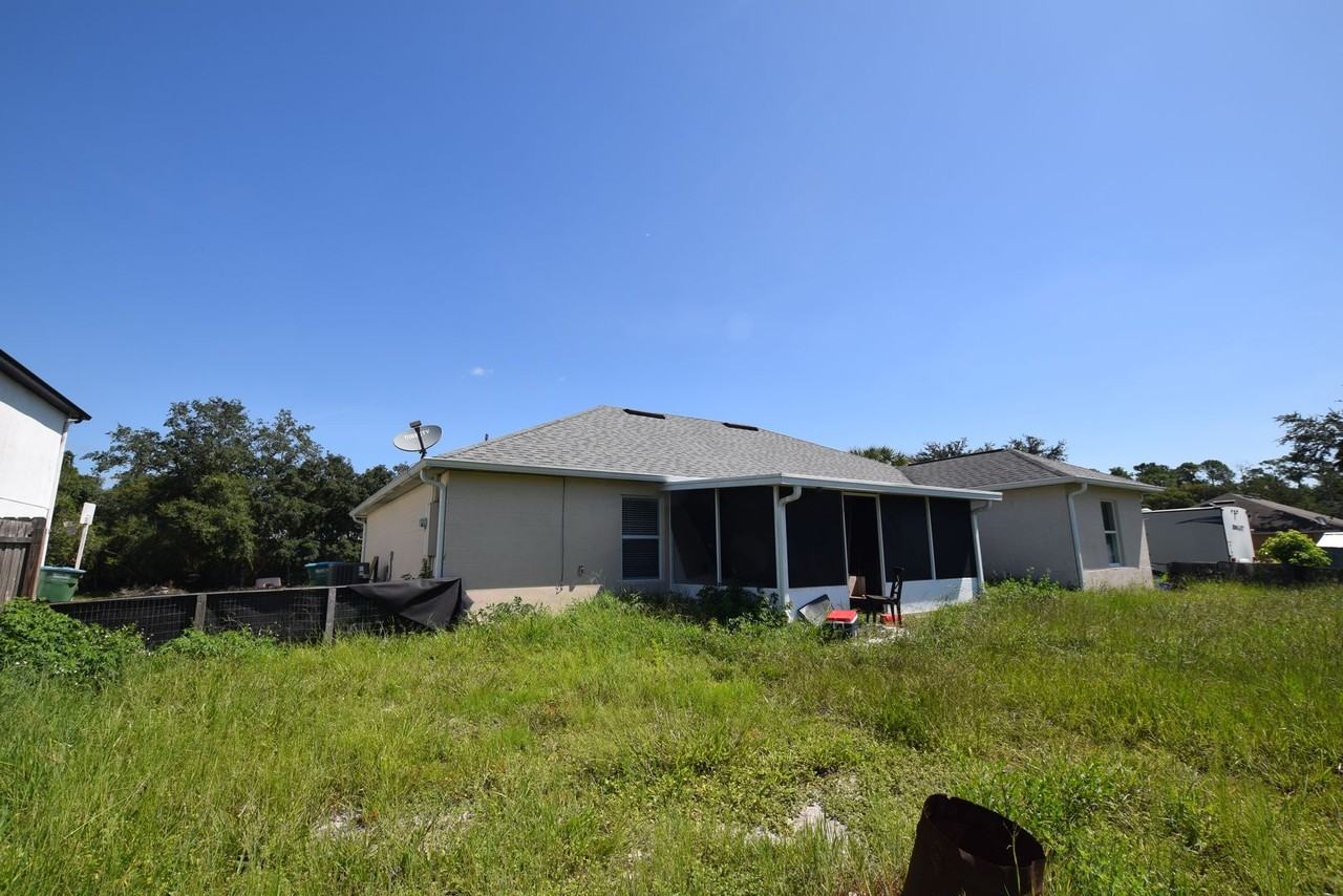 3785 Trade St - Photo 3 of 3