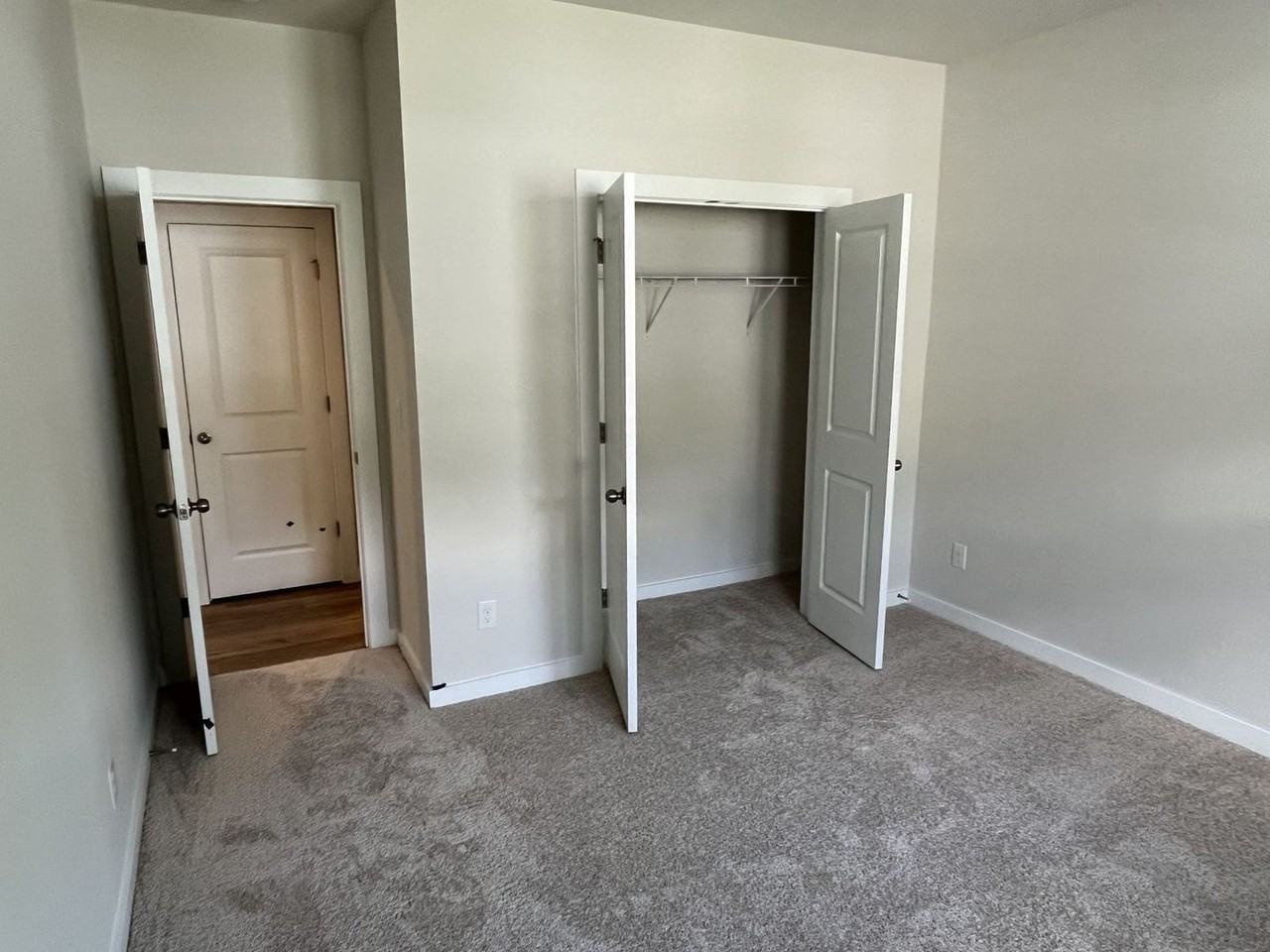 10009 Manor Vista Trl - Photo 5 of 37