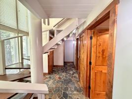 featured image of 702 College Dr