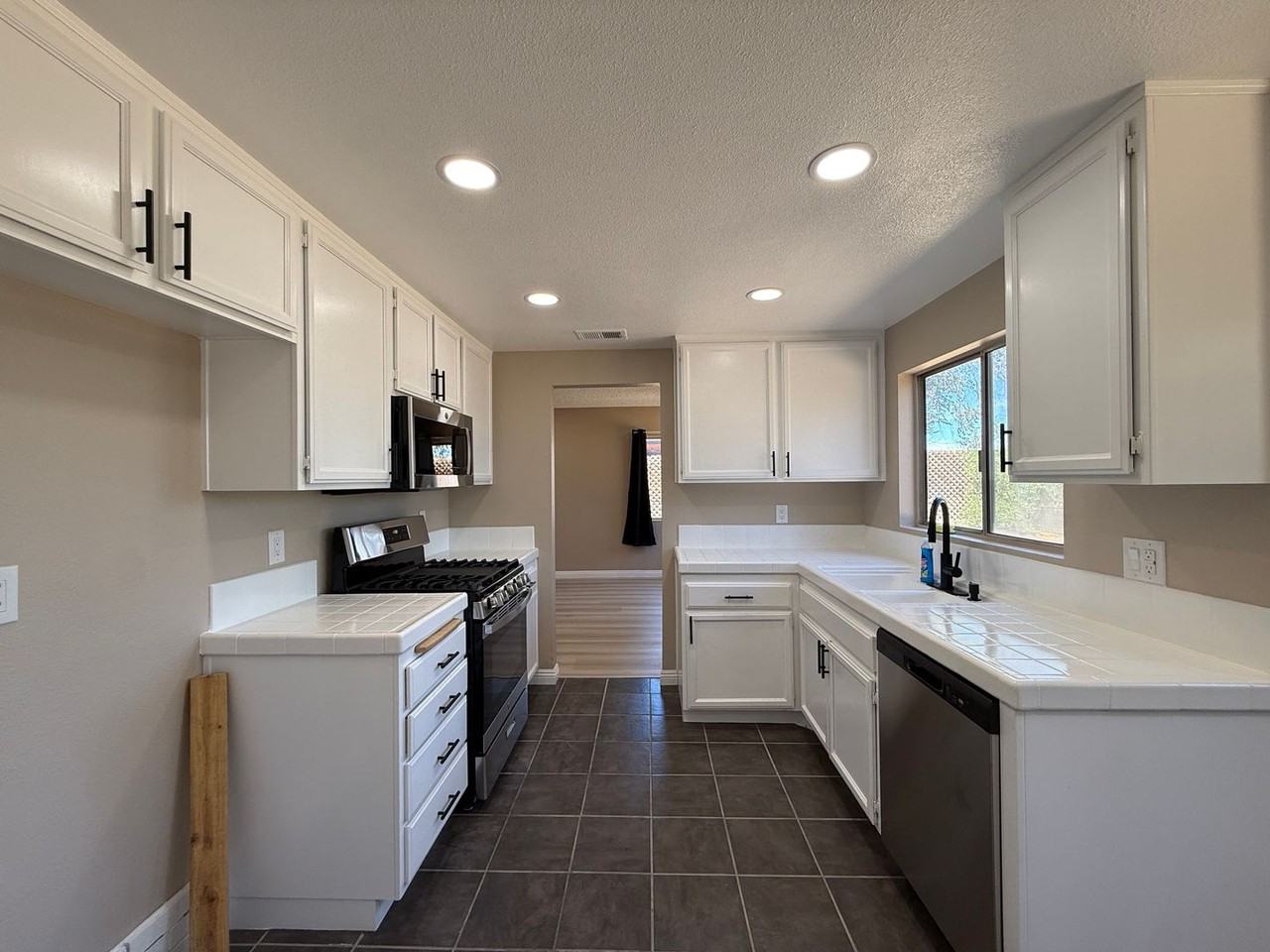 317 Camino Real Ave - Photo 6 of 24