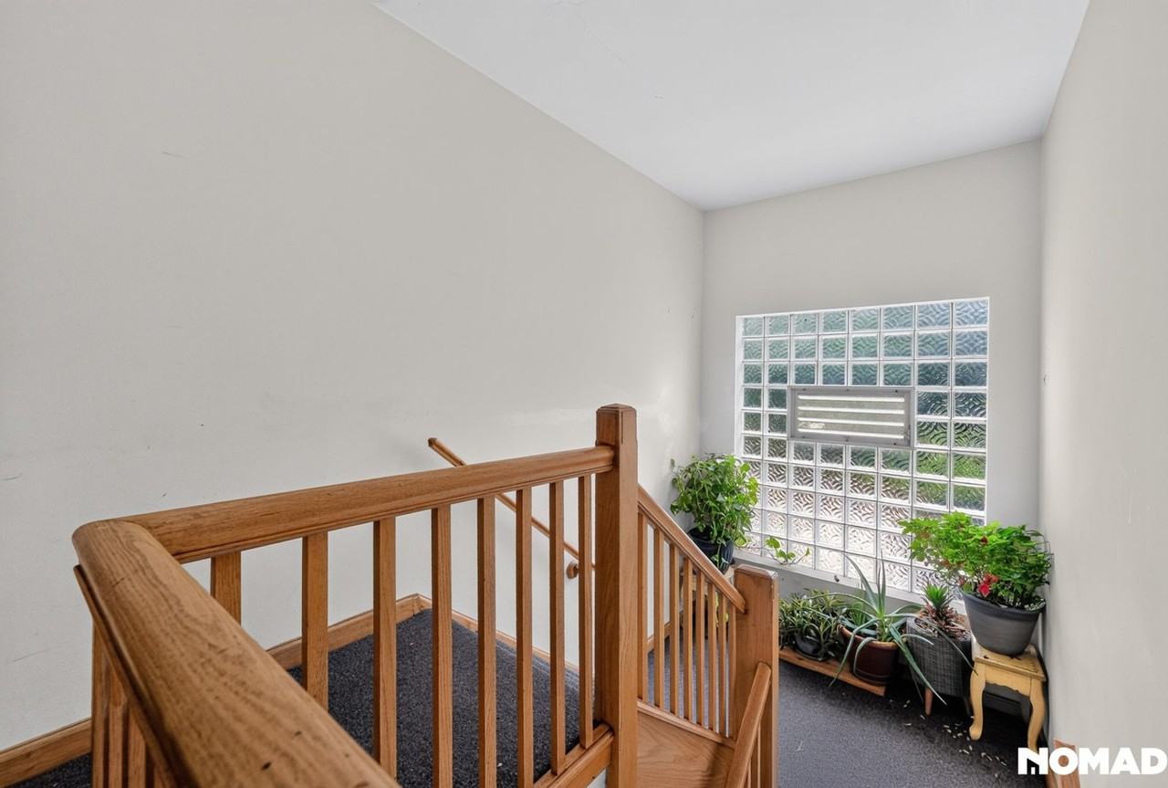 9801 Schiller Blvd - Photo 5 of 29