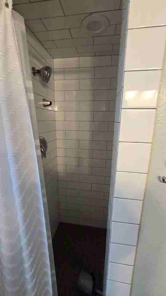 826 Allerton Ct - Photo 2 of 18