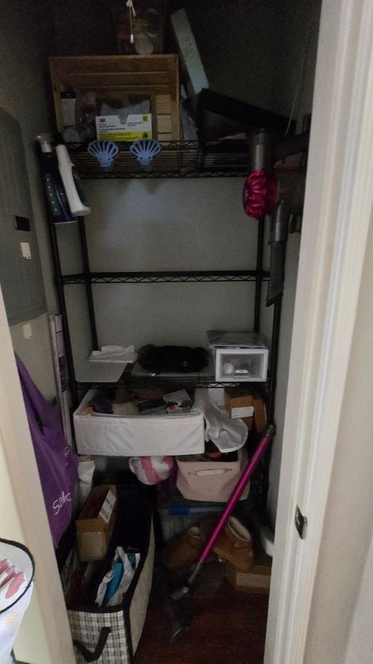 826 Allerton Ct - Photo 3 of 18