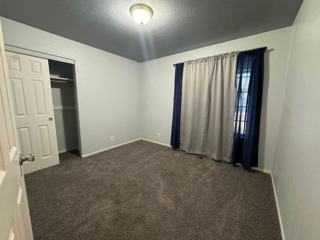 435 Arvilla Ct - Photo 5 of 13