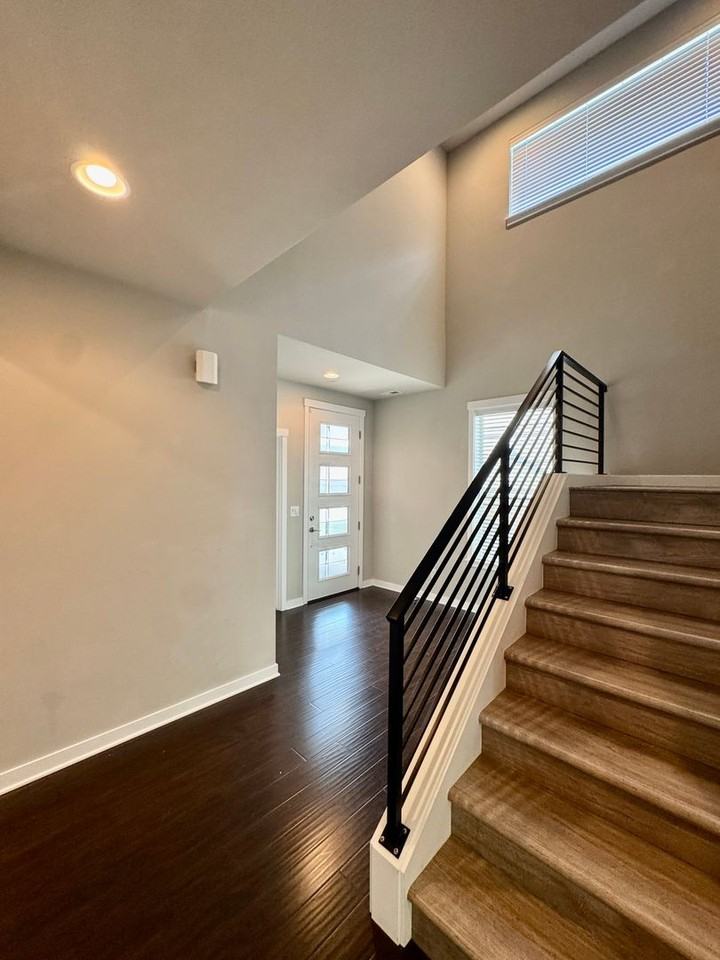 19309 37th Dr Se - Photo 3 of 33