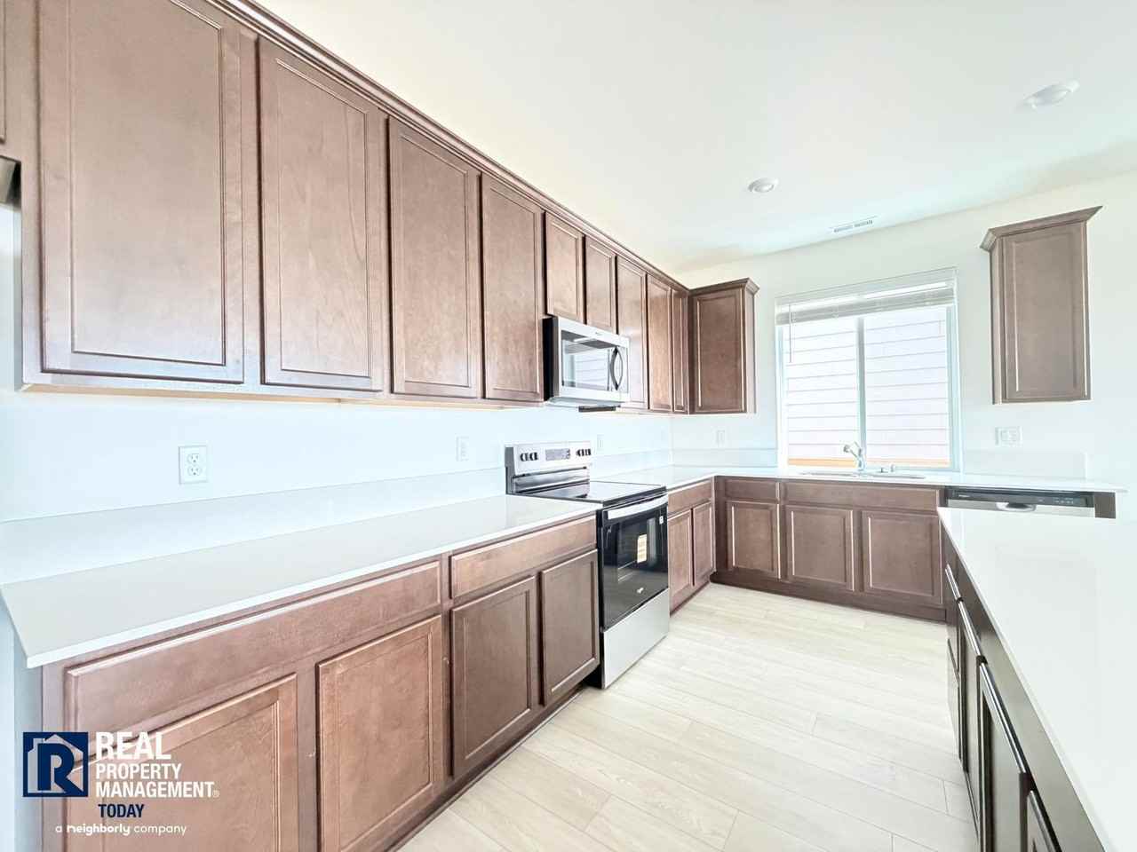 13616 185th Street Ct E - Photo 6 of 28