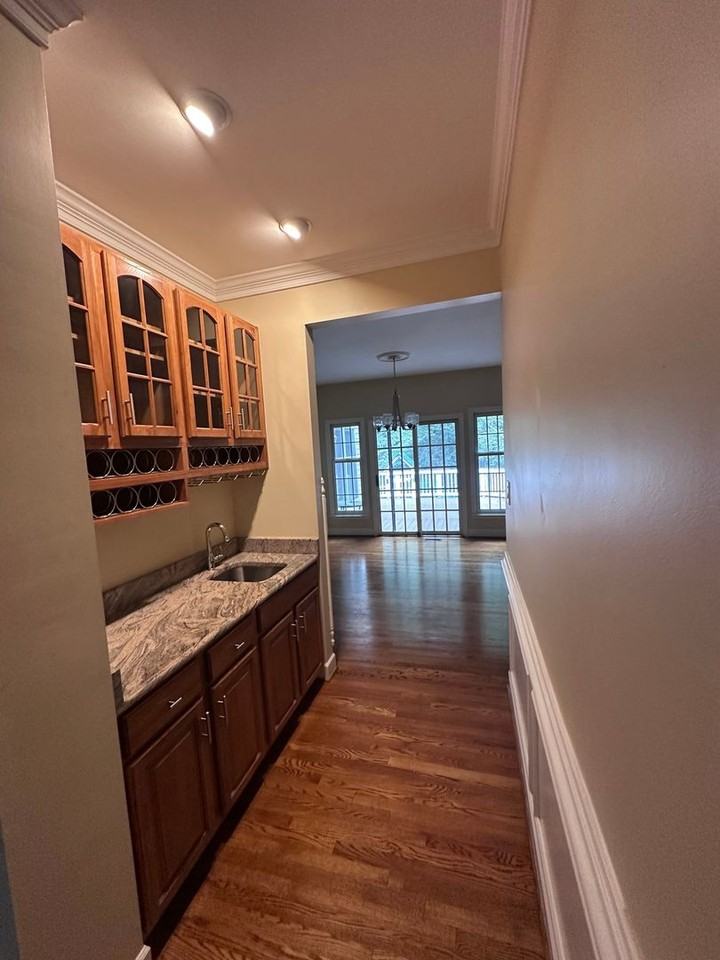 10205 Chinkapin Dr - Photo 2 of 31
