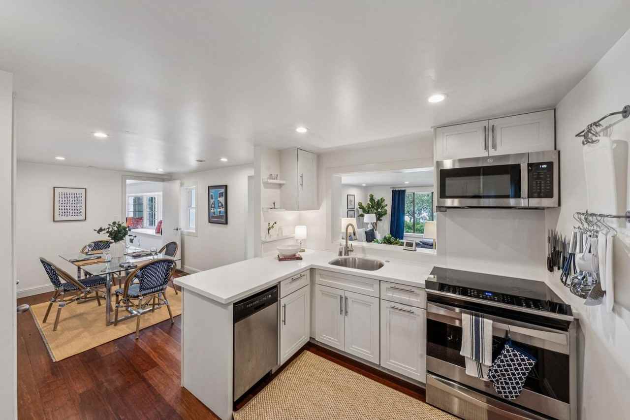 75 Cloud View Rd - Photo 4 of 24