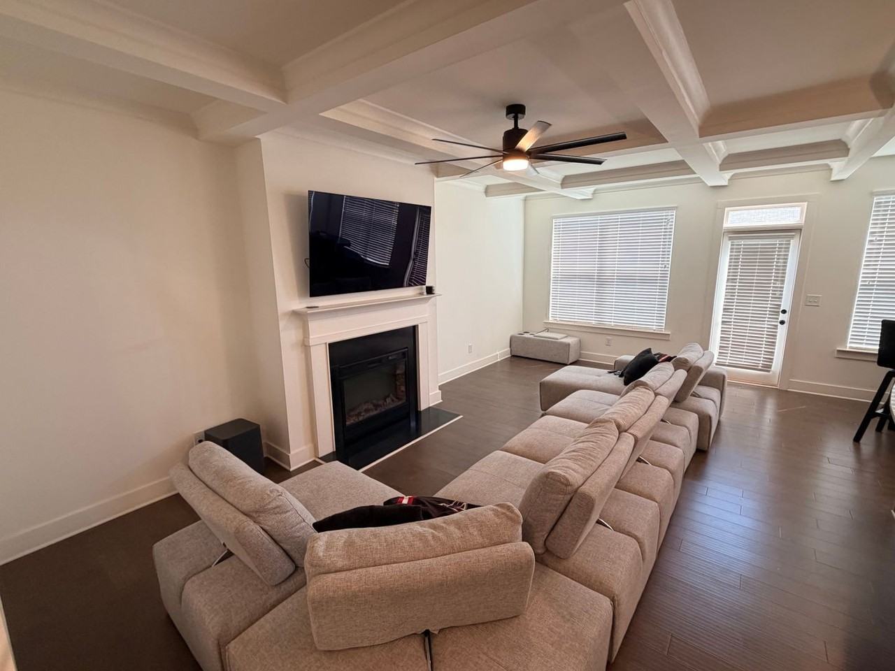 2221 Flying Spur Dr - Photo 6 of 23