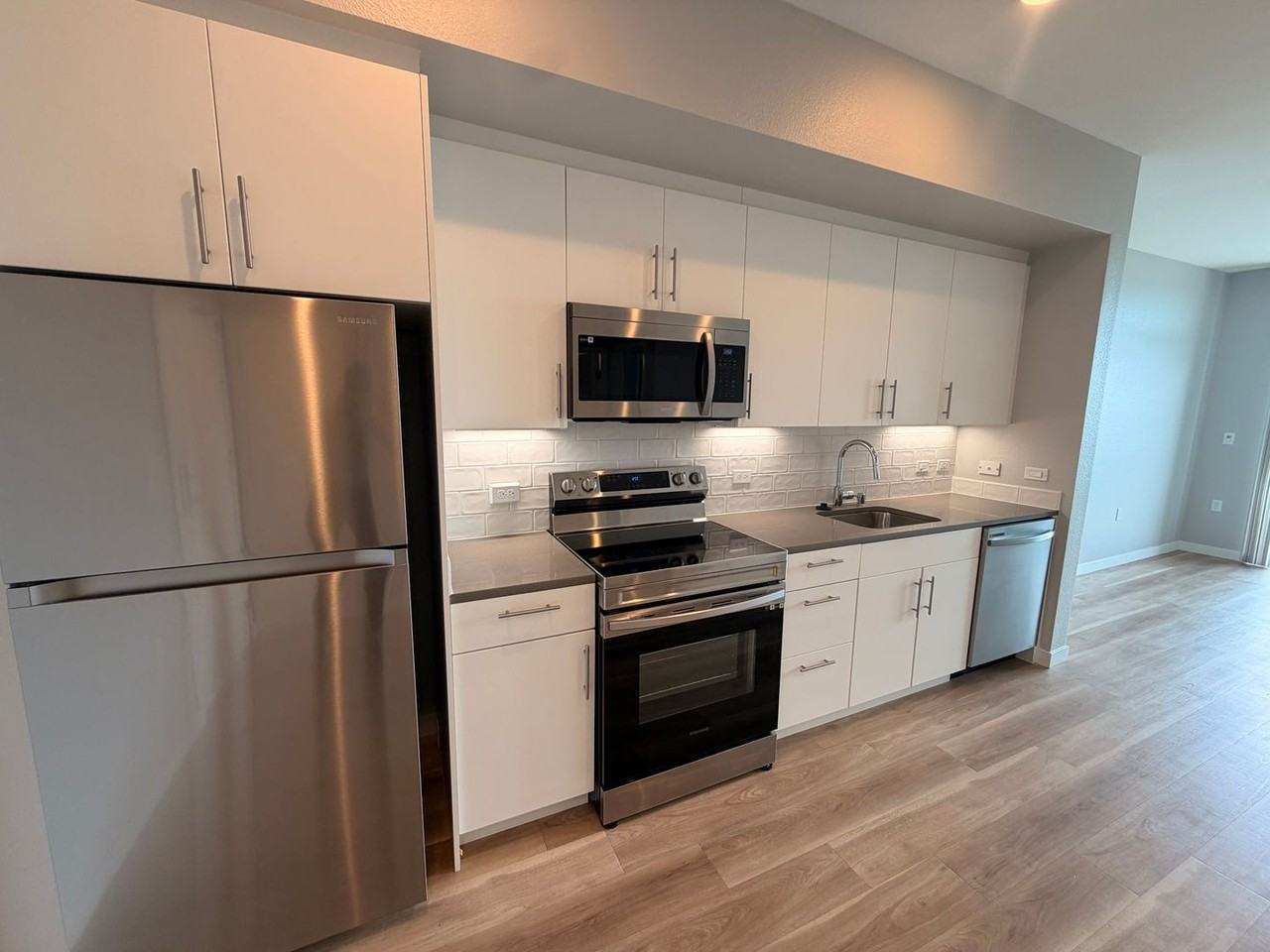 260 Brooklyn Basin Way #404 - Photo 4 of 49