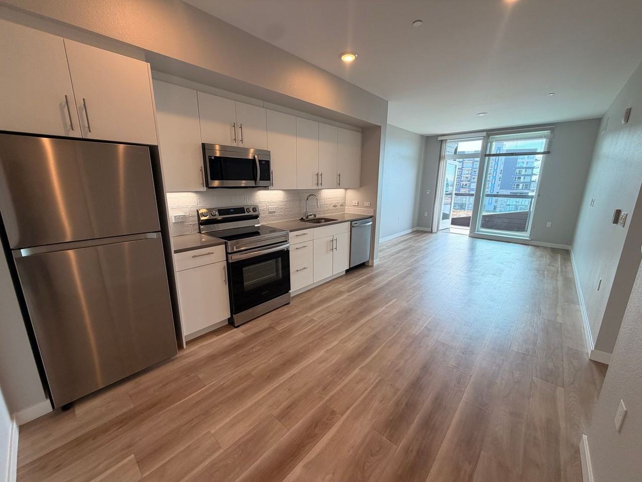 260 Brooklyn Basin Way #404 - Photo 5 of 49