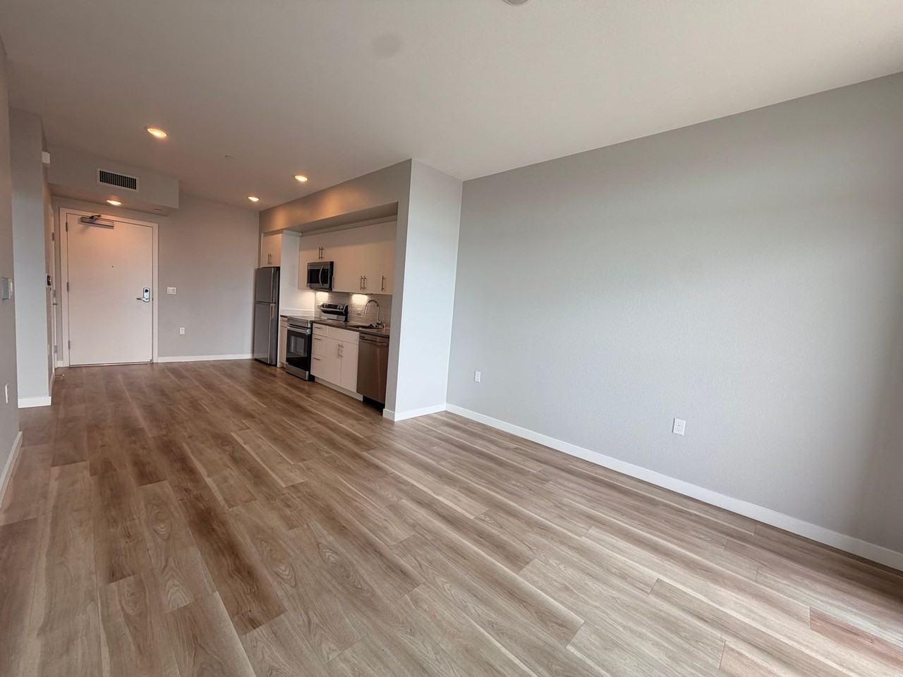 260 Brooklyn Basin Way #404 - Photo 6 of 49