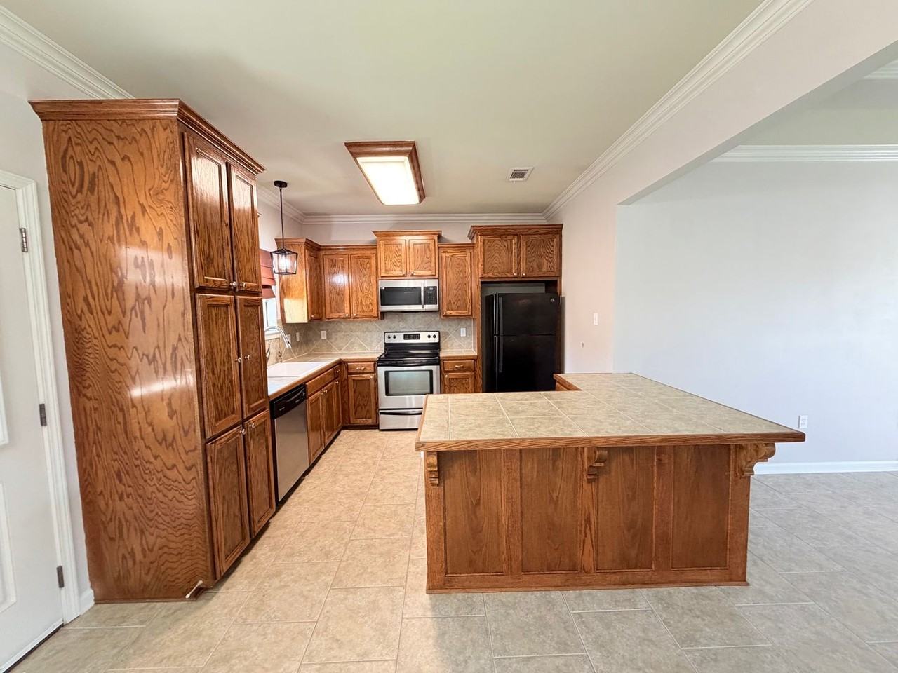 40325 Coldwater Landing Ave - Photo 2 of 21