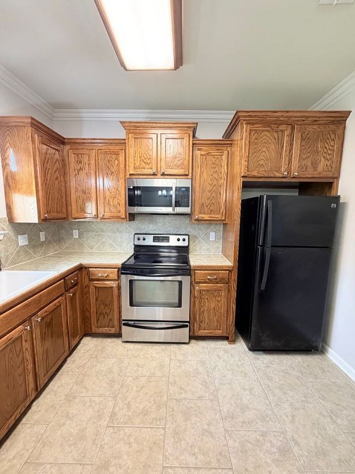 40325 Coldwater Landing Ave - Photo 4 of 21