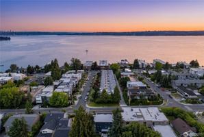 featured image of 6304 Lakeview Dr