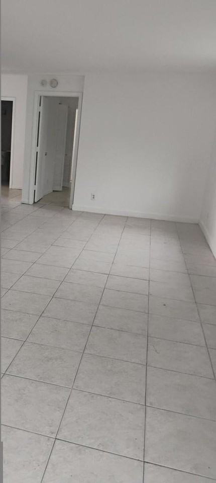 4116 Riverside Dr #1-3 - Photo 7 of 13