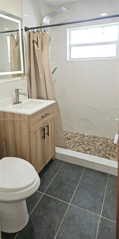 18011 Nw 6th Pl - Photo 7 of 22