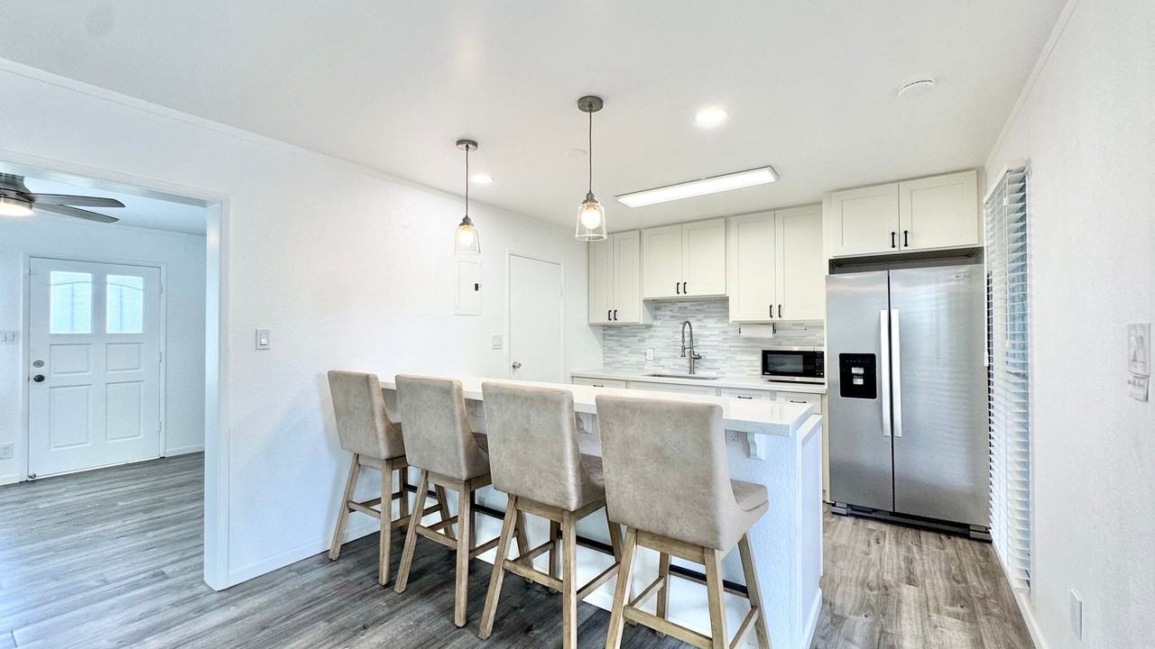 98-801 Noelani St #83 - Photo 2 of 34