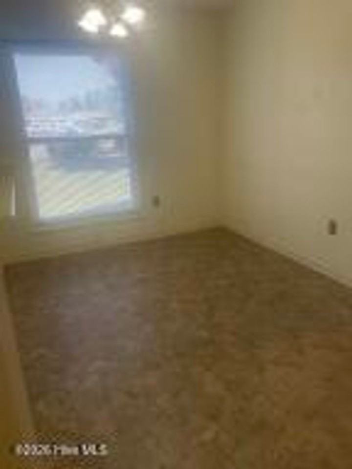4110 White Pine Ct - Photo 3 of 15